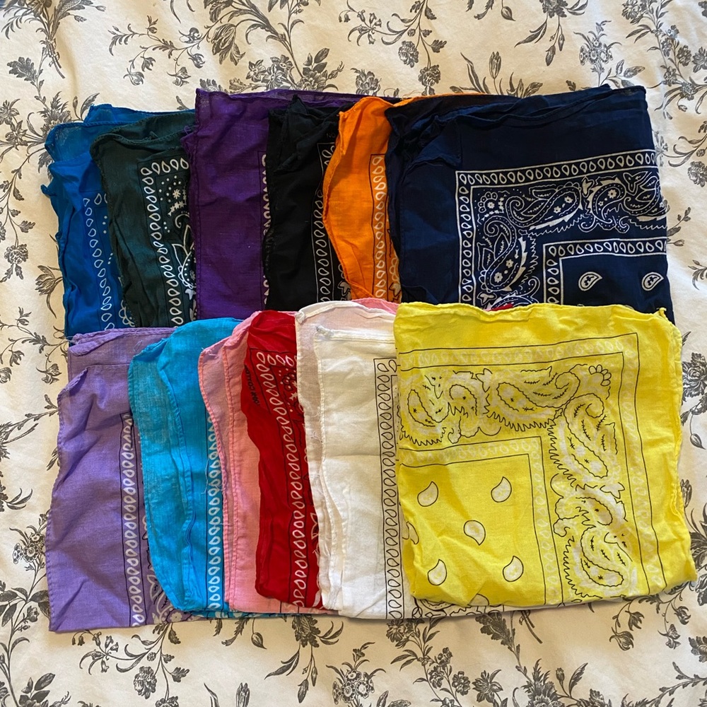 12 100% Cotton bandanas
